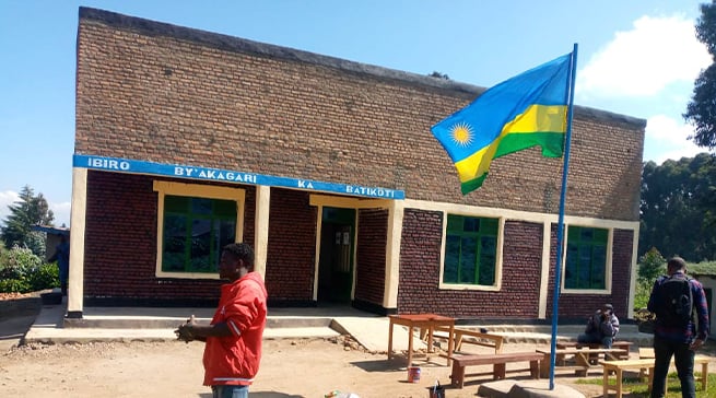 Abatuye Batikoti bishatsemo ibisubizo biyubakira ibiro by
