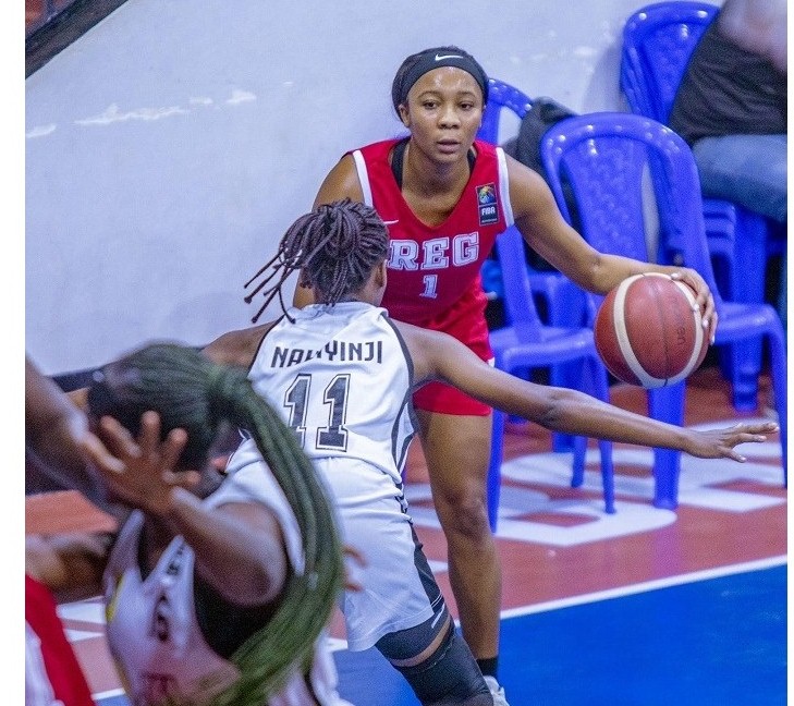 Umunyamerikakazi Anastasia Faith Hayes ahanganye na Evlyne Nakiyingi