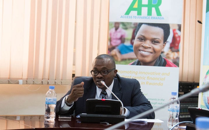 Muri icyo kiganiro hari harimo n'umuyobozi wa BDF.