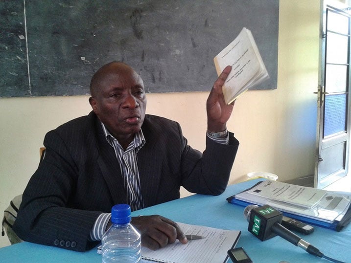 Bicamumpaka hano yerekaga abanyamakuru impapuro zigaragaza uruhare yagize mu ishingwa rya COTRAF.