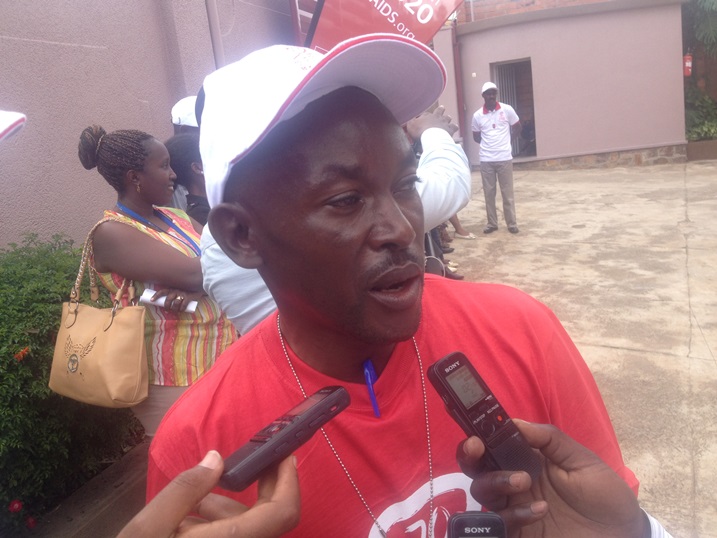 Bigirimana asaba umuryango nyarwanda guhindura uko ufata abafite ubwandu bwa Sida kuko aribo bashobora gutuma idakwirakwira.