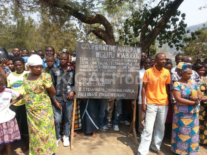 Bimwe mu byapa abaturage ba Muhima bari bitwaje.