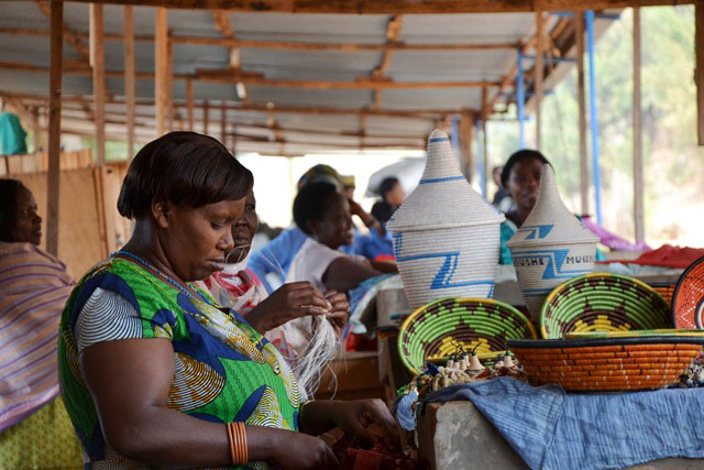 Abahoze mu buraya baraburetse bagana iy'ubucuruzi babikesha ubufasha bahawe na USAID.