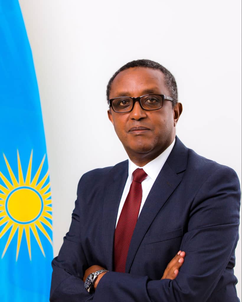 Dr Vincent Biruta yagizwe Minisitiri w'Umutekano mu Gihugu, asimbura Alfred Gasana
