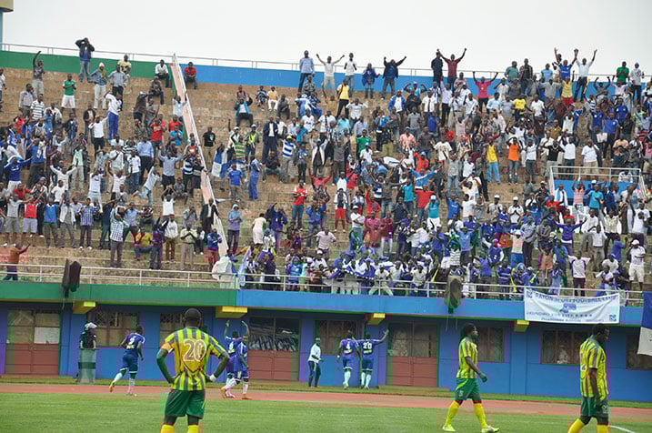 Abafana ba Rayon Bishimira igitego.