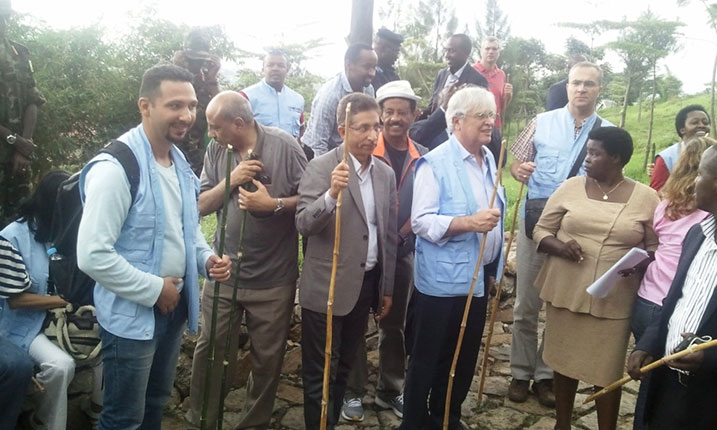 Bishimiye kuba u Rwanda rwarimuye abari batuye ku musozi wa Rubavu bakajyanwa gutuzwa ahandi.