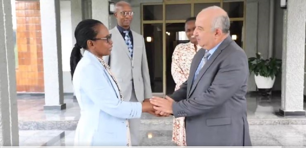 Hon Kazarwa na Amb Mohamed Mellah