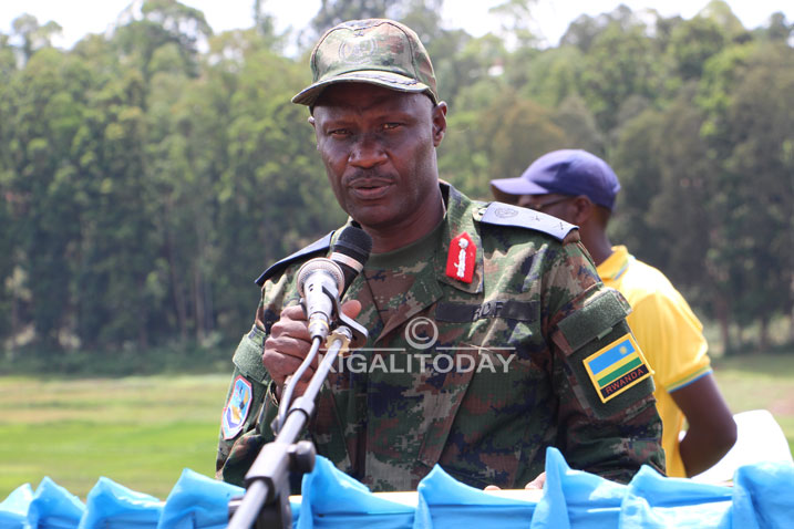 Brig Gen Charles Kalamba atangaza ko ibi bikorwa bya Army Week bikomoka ku Mpanuro zatanzwe na Perezida Kagame mu gihe cy'Urugamba rwo kwibohora