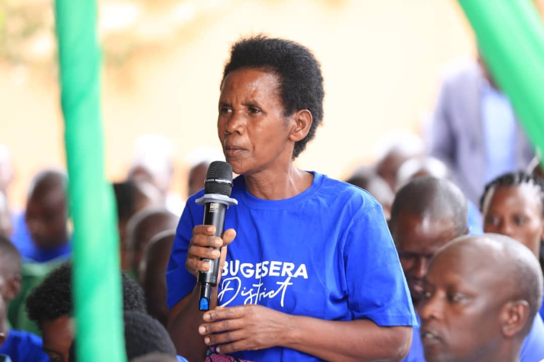 Bahawe umwanya wo gutanga ibitekerezo muri ibyo biganiro