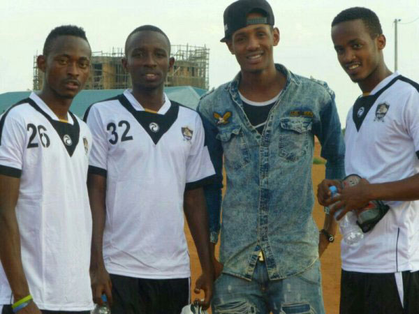 Issa wambaye no 32 na Bukebuke wambaye 28 ni abasore APR FC yakuye mu Burundi mu buryo bwibazwaho