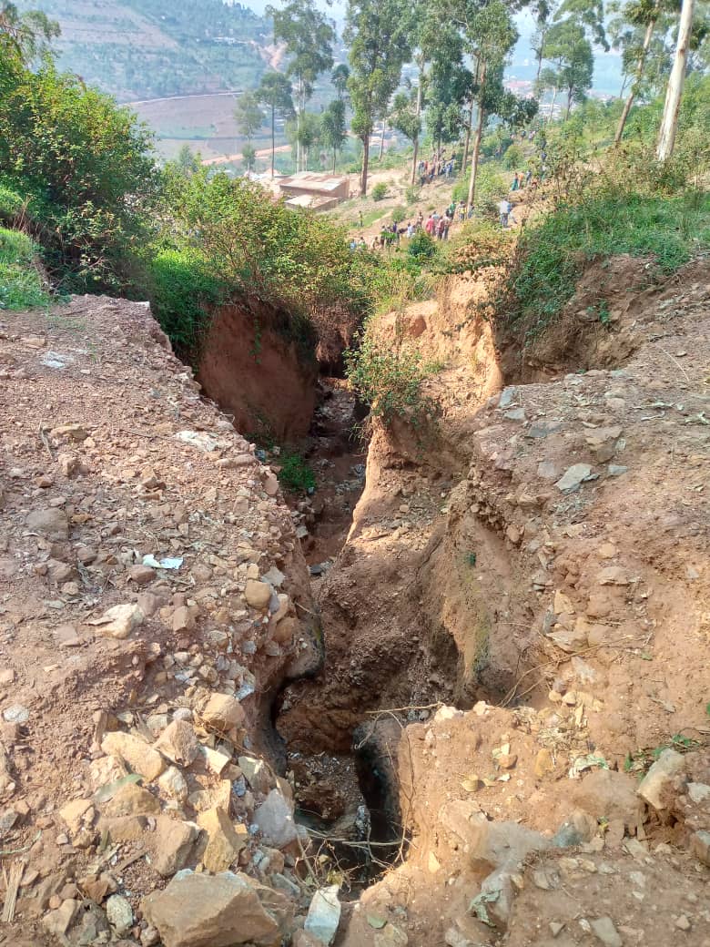 Bumbogo yacitseho ruhurura abaturage bavuga ko iteye ubwoba