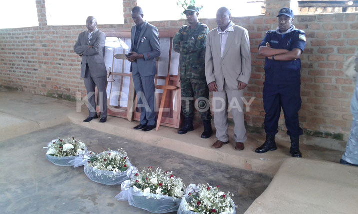 Bunamiye inzirakaregane zazize Jenoside yakorewe Abatutsi zishyinguye mu Rwibutso rwa Kibogora.