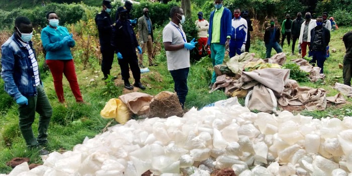 Abashora imari yabo mu biyobyabwenge na magendu baburiwe babwirwa ko nta nyungu irimo