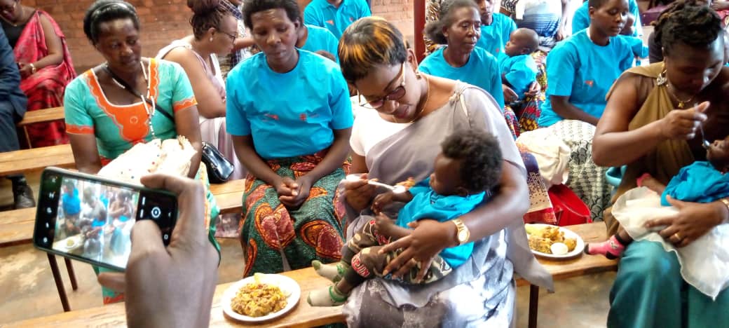 Bazita no ku kibazo cy'imirire mibi, abaturage bigishwe gutunganya indyo yuzuye