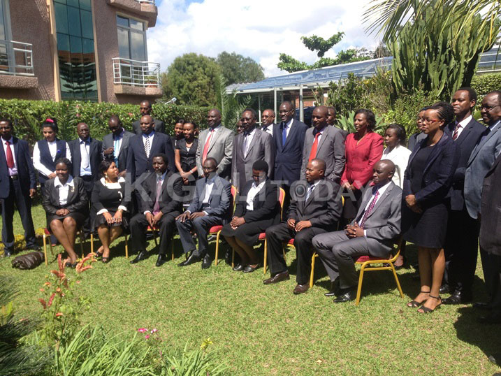 Buri gihugu cyo muri EAC cyatanze abacamanza batanu bazajya bifashishwa mu gukemura ibibazo bihuje amasosiyete y