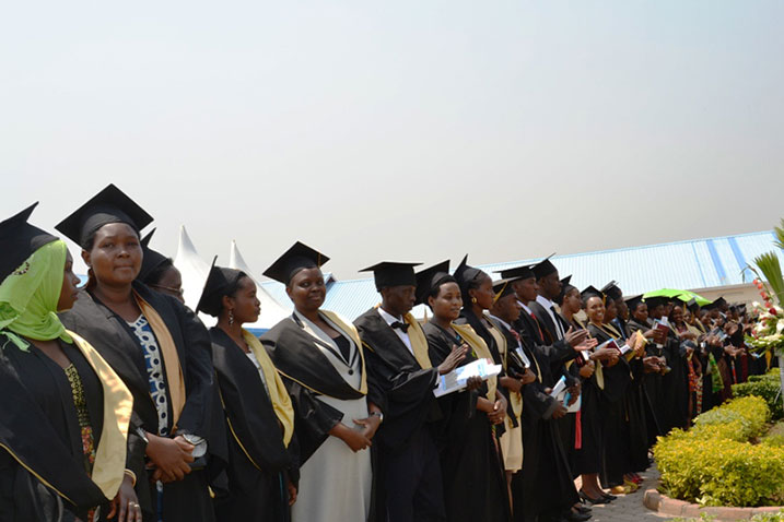 Byari ibyishimo ku banyeshuri barangije bwa mbere muri INILAK/Rwamagana.