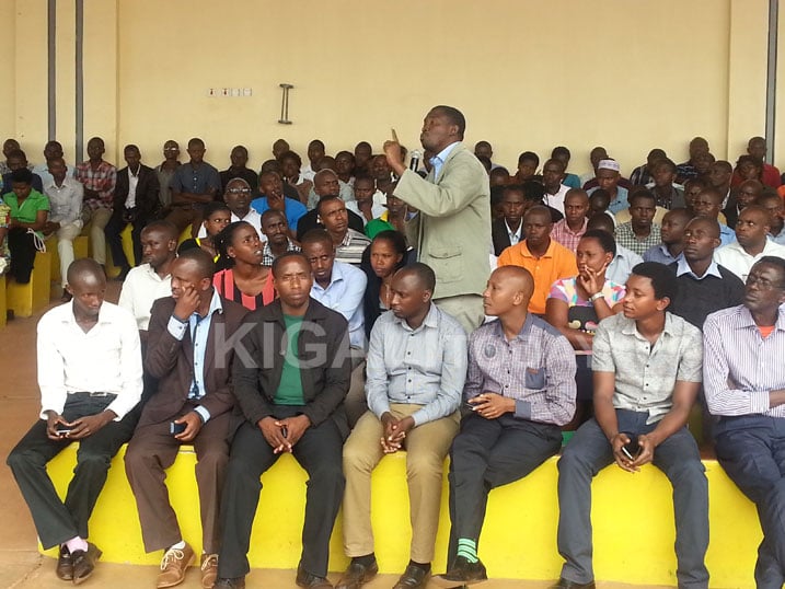 Byukusenge, Umwarimu mu Ishuri ry