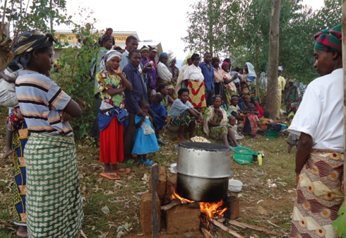 Abitabira inyigisho bashyira mu bikorwa ibyo bigishijwe ako kanya.