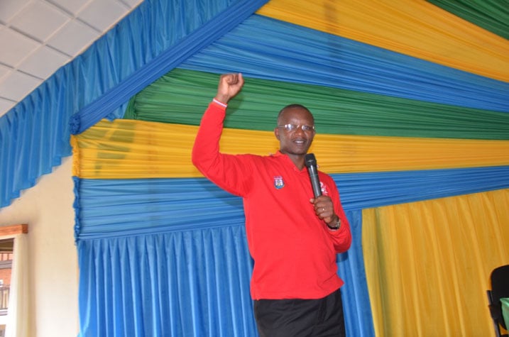 Umuyobozi wa FPR-Inkotanyi mu karere ka Rusizi asaba abanyamuryango guhindura imikorere bagatanga umusaruro basabwa.