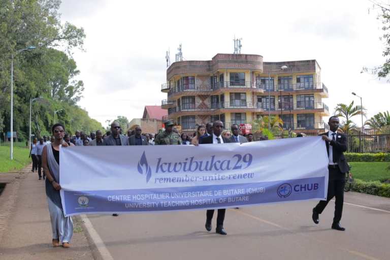 Kwibuka muri CHUB byabimburiwe n'urugendo