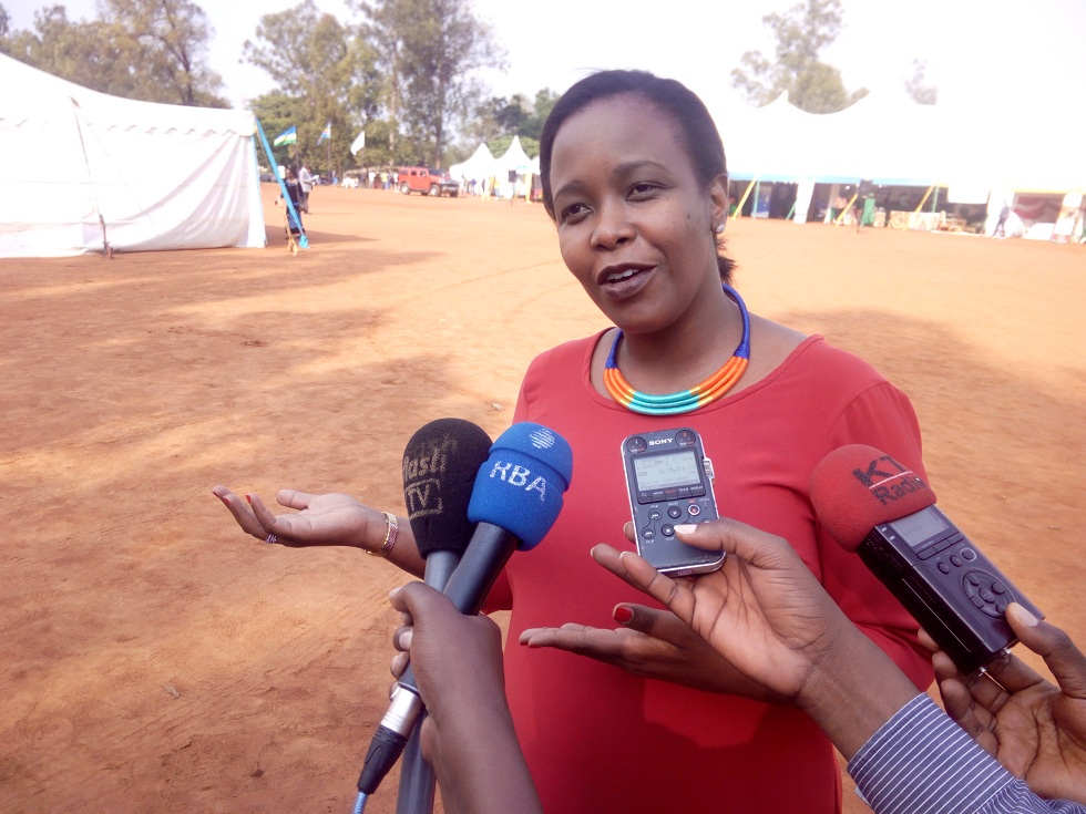 Claire Akamanzi avuga ko hari ikirimo gukorwa kugira ngo ikibazo cy'ibura ry'impu gikemuke