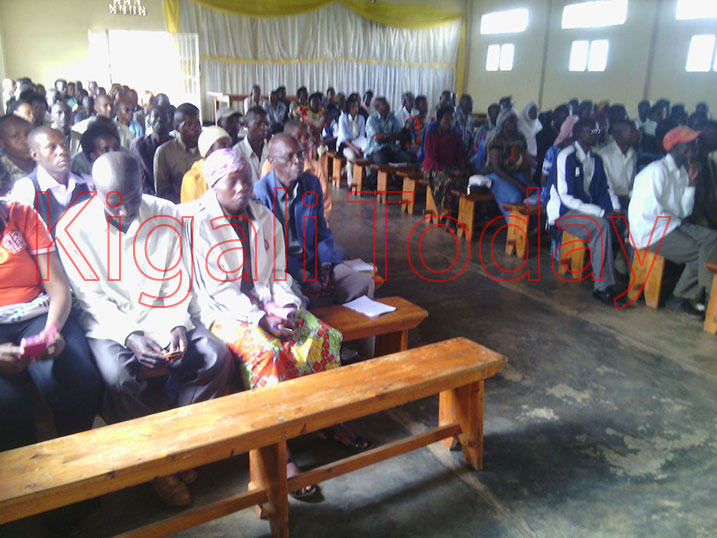 Abanyamuryango ba CLECAM EJO HEZA bavuga ko kuba ikigo cy