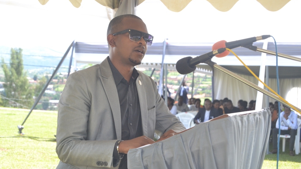 Clément Mbaraga avuga ko ababaga muri ESO bakwiye kubazwa amakuru ku haherereye imibiri y
