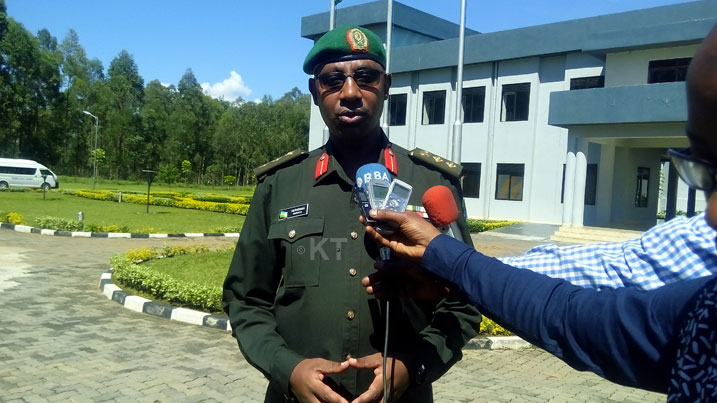 Col Jules Rutaremara avuga ko amategeko y'intambara areba n'imitwe yitwaza intwaro nubwo idakunze kuyakurikiza.