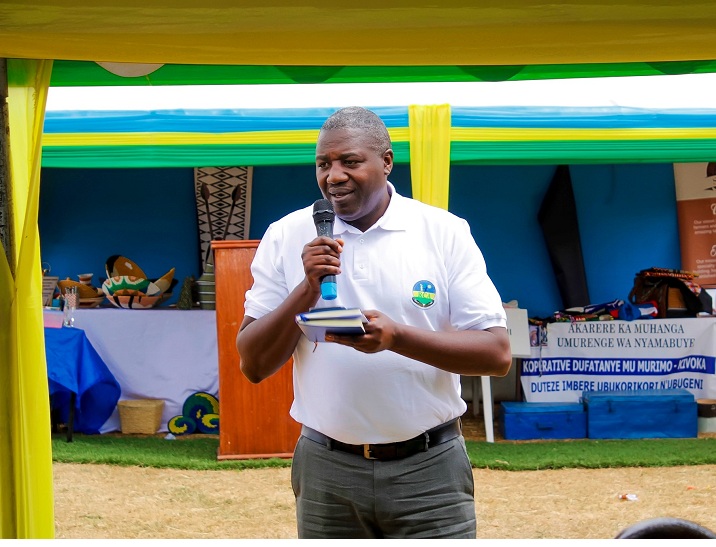 Umuyobozi mukuru wa RCA Dr. Patrice Mugenzi
