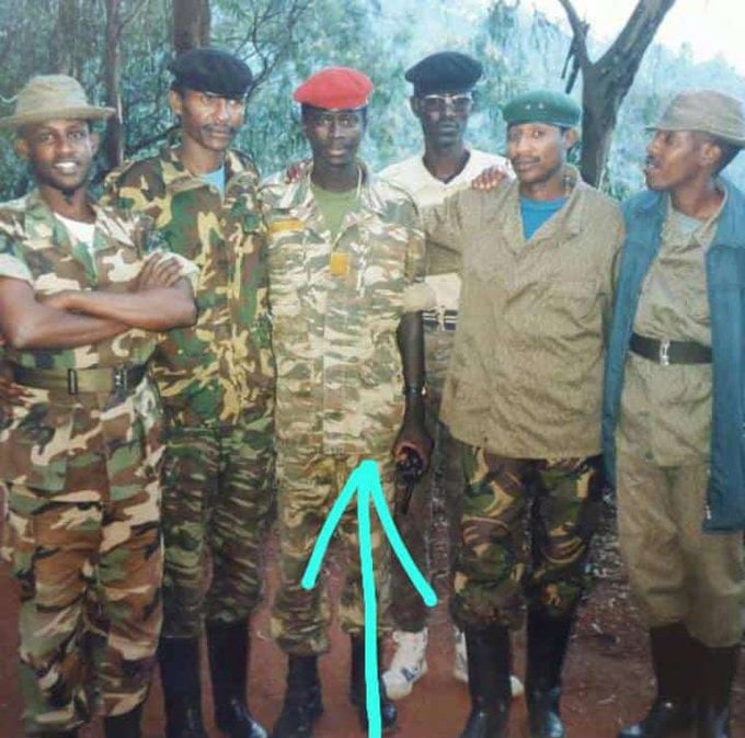 Uyu wambaye ingofero itukura ni CP John Bosco Kabera, umuvugizi wa Polisi y'u Rwanda