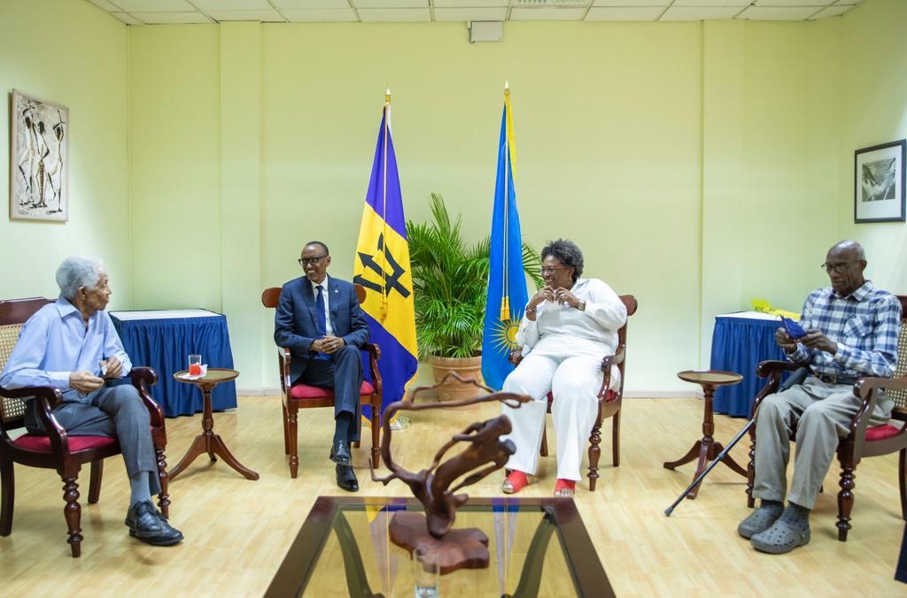 Perezida Kagame na Minisitiri w