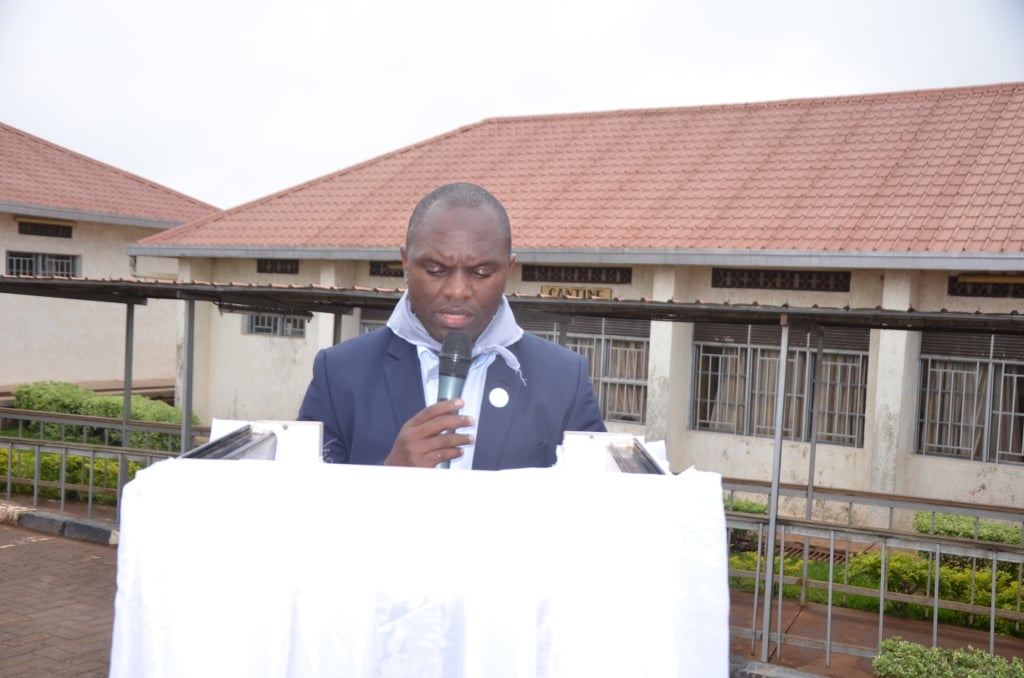 CSP Oreste Tuganeyezu avuga ko barimo kubaka bundi bushya abaganga n'abaforomo babereye u Rwanda