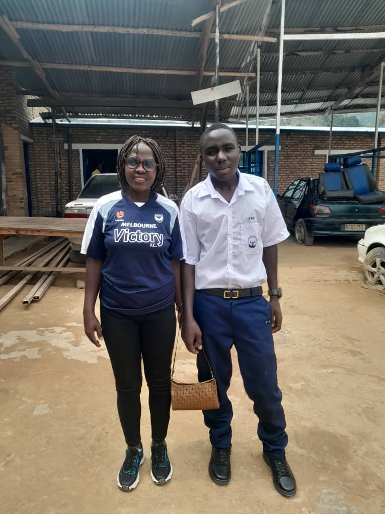 Musengamana Béatha yishimiye ko umwana we yasubiye mu ishuri ku bufasha bwa Cyungo TVET School n'Akarere