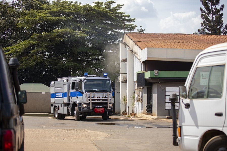 Abashinzwe kuzimya inkongi bihutiye gutabara hatarangirika byinshi