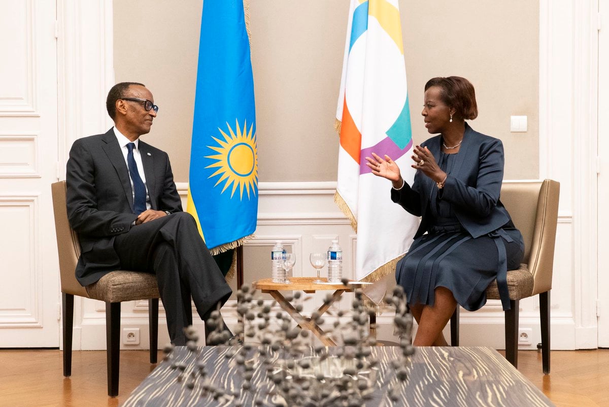SG Louise Mushikiwabo na Perezida Kagame bagirana ibiganiro 