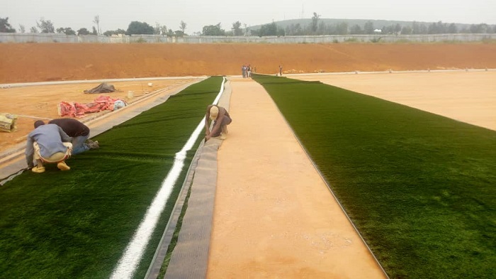 Stade ya Bugesera yamaze gushyirwamo ubwatsi bw'ubukorano