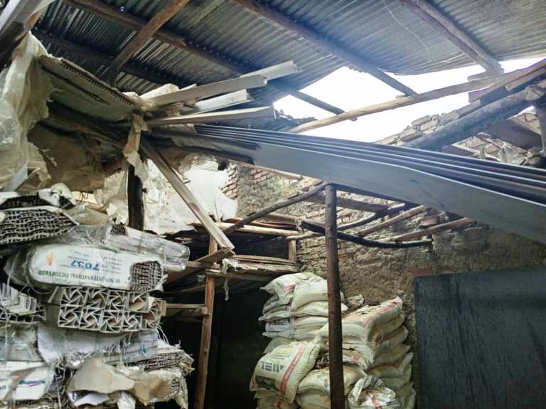 Depo yegeranye n'iyahiye yasambuwe umuriro utarahagera, bituma ibicuruzwa byari bitarasohorwa bitagira icyo biba