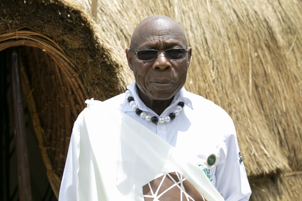 Dr. Olusegun Obasanjo yise umwana w'Ingagi rimwe mu mazina ye 'Aremu"