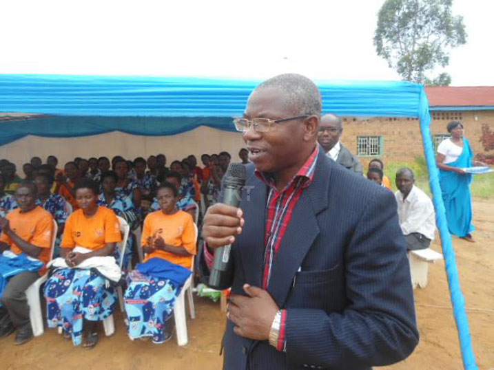 Dr Nsabimana Damien, Umuyobozi w