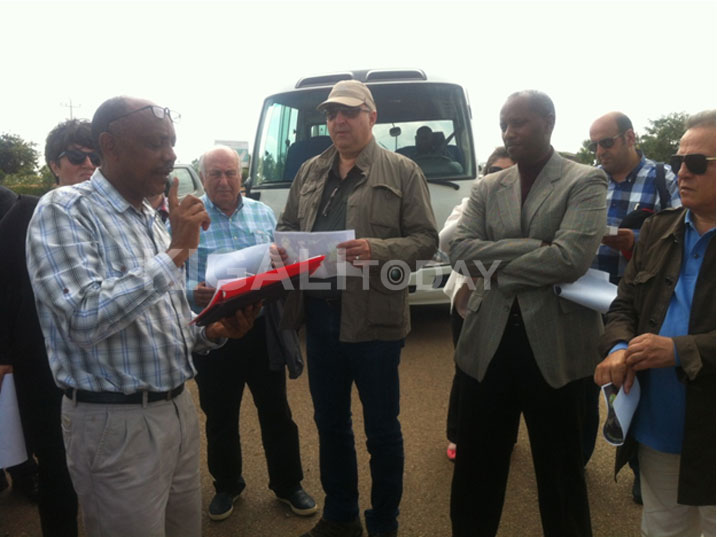 Dr. Rutagwenda Theogene yereka abo bashoramari ahazashyirwa urwuri mu ishamba rya Gako.