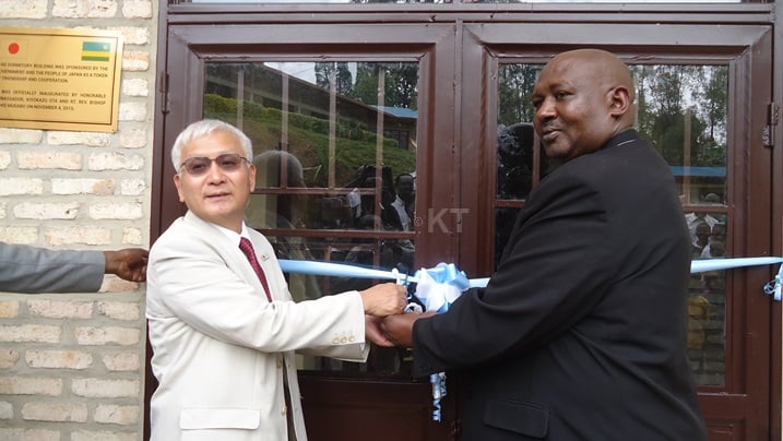 Ambasaderi Ota afungura ku mugaragaro iri shuri.