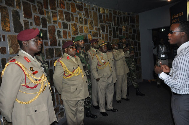 Itsinda ry'Ingabo za Malawi ryasuye urwibutso rwa Jenoside.