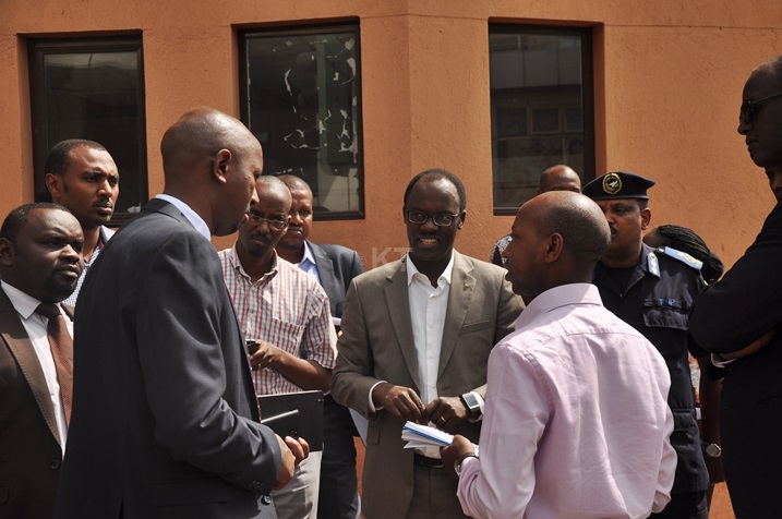 Umuyobozi w'umujyi wa Kigali Fidel Ndayisaba yari yaje kureba uko iyi gahunda yatangijwe mu mujyi rwagati yifashe.