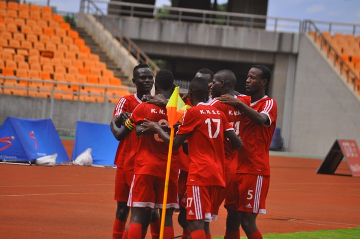 Abakinnyi ba Al Khartoum bishimira kimwe mu bitego byatumye baszerera APR Fc