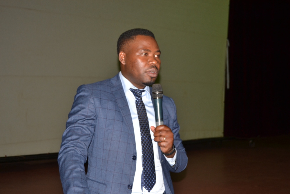 Hon. Edouard Bamporiki, umuyobozi w