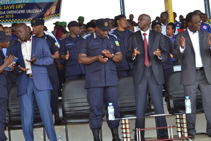 Abayobozi bose bibukije ko gutwara ikinyabiziga mu muhanda bigomba kujyana n'imyitwarire myiza.