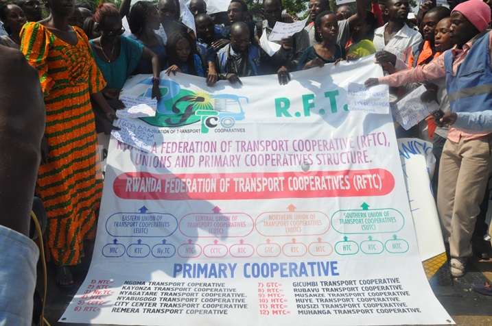 Abatwara imodoka zitwara abagenzi bibumbiye muri koperative RTFC nabo ntibishimiye ifatwa rya Lt. Gen. Karake.