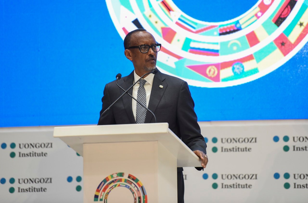 Perezida Kagame mu nama ry