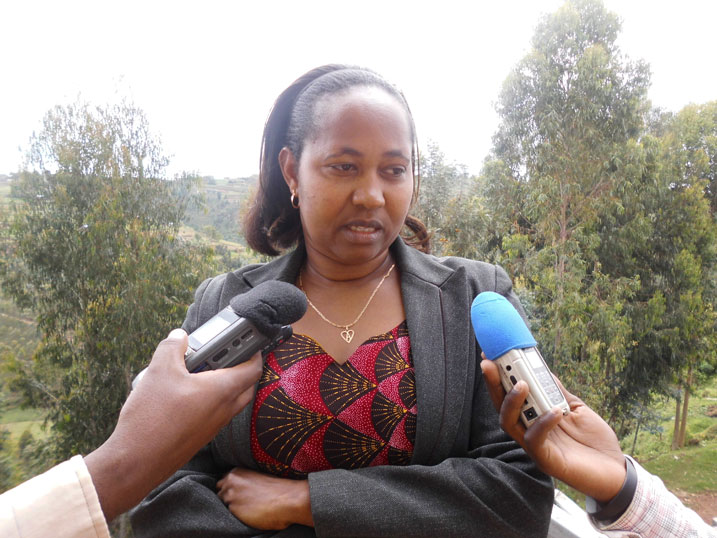Dusenge avuga ko ikigamijwe ari uko nta munyarwanda wahohoterwa yaba umugore cyangwa umugabo.