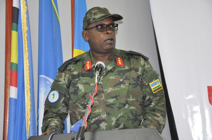Maj. Gen Charles Rudakubana ageza ijambo ku bitabiriye amahugurwa